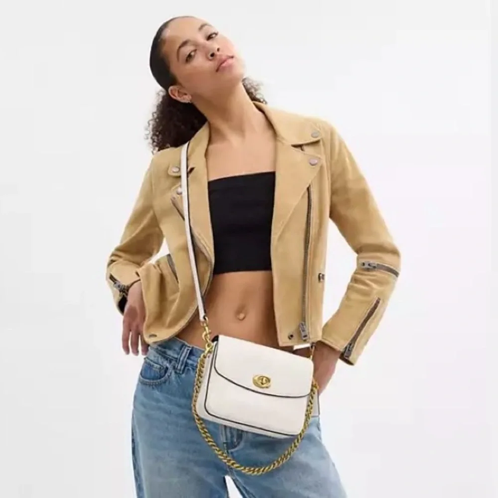 Coach Women’s Cassie 19 Pebble Leather Crossbody - Chalk - Picture 8 of 14